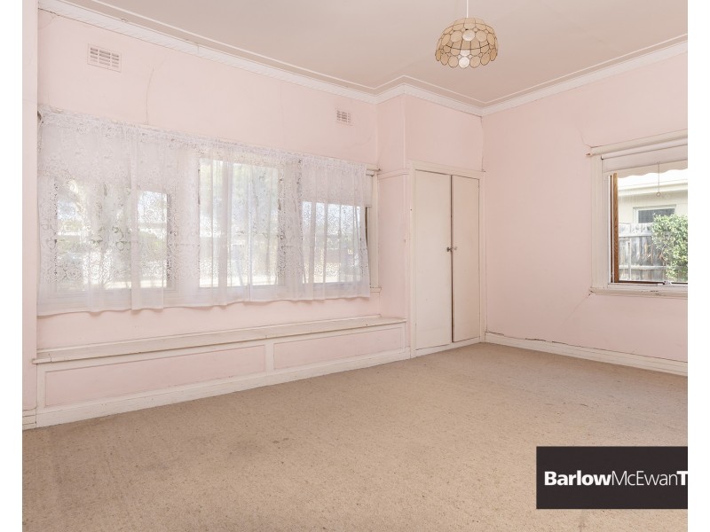 108 North Road, Newport VIC 3015