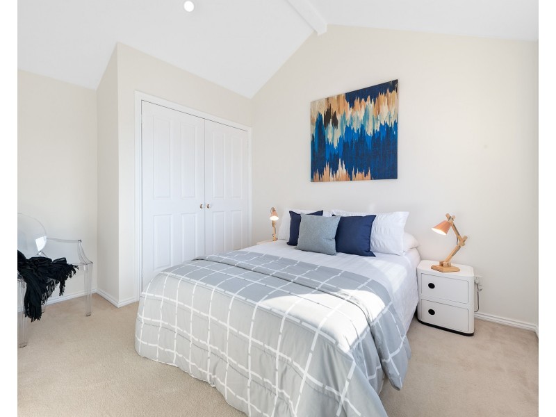 3/212 Queen Street, Altona VIC 3018