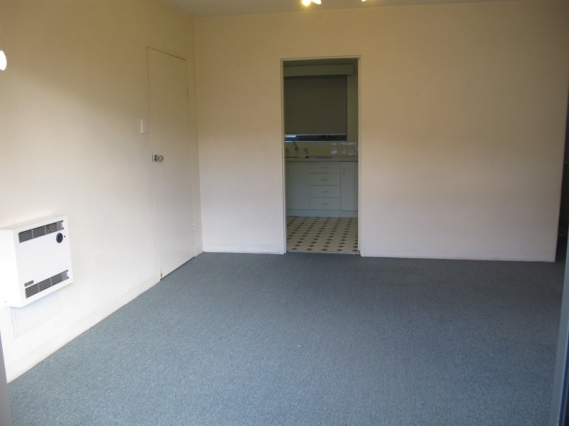 2/68 Kororoit Creek Road, Williamstown VIC 3016