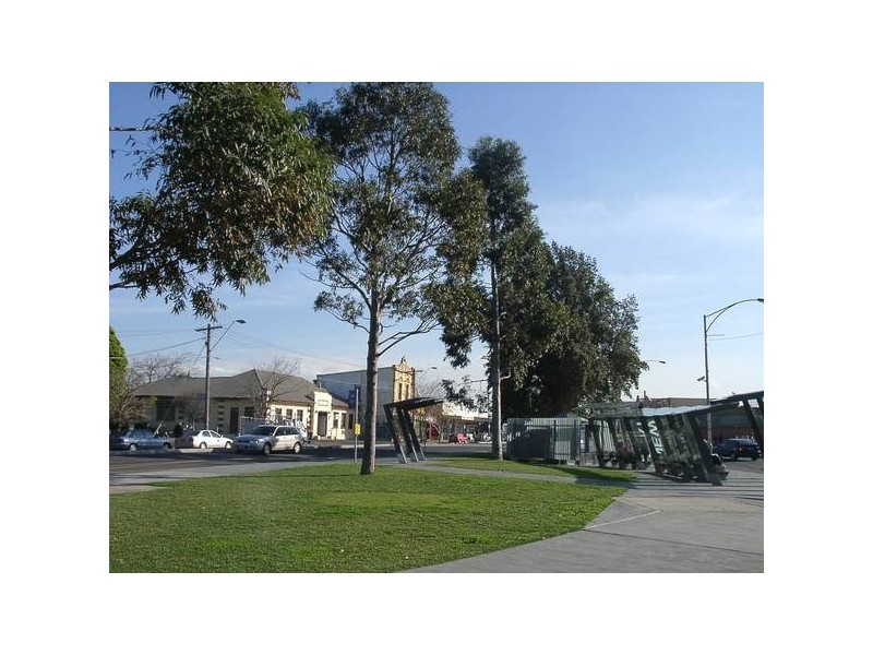 1/3 Johnston Street, Newport VIC 3015