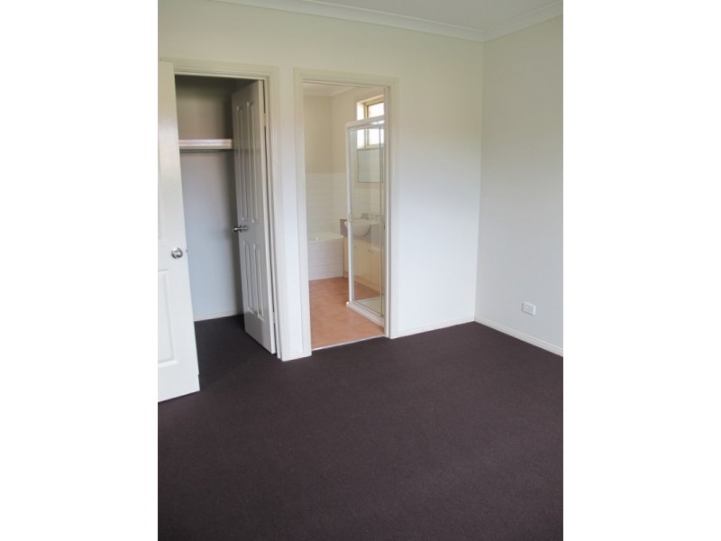 78A Third Avenue, Altona North VIC 3025