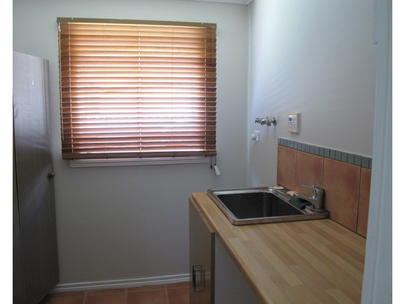 55 New Street, South Kingsville VIC 3015