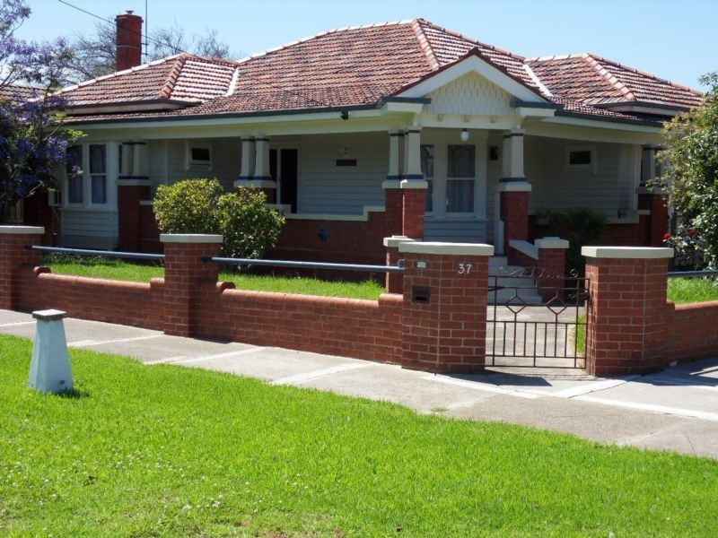 37 Milford Street, Newport VIC 3015