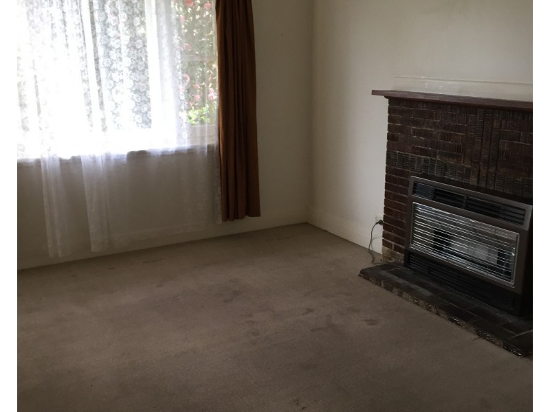 32 Farm Street, Newport VIC 3015