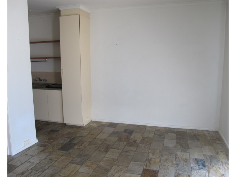 13/29 Schutt Street, Newport VIC 3015