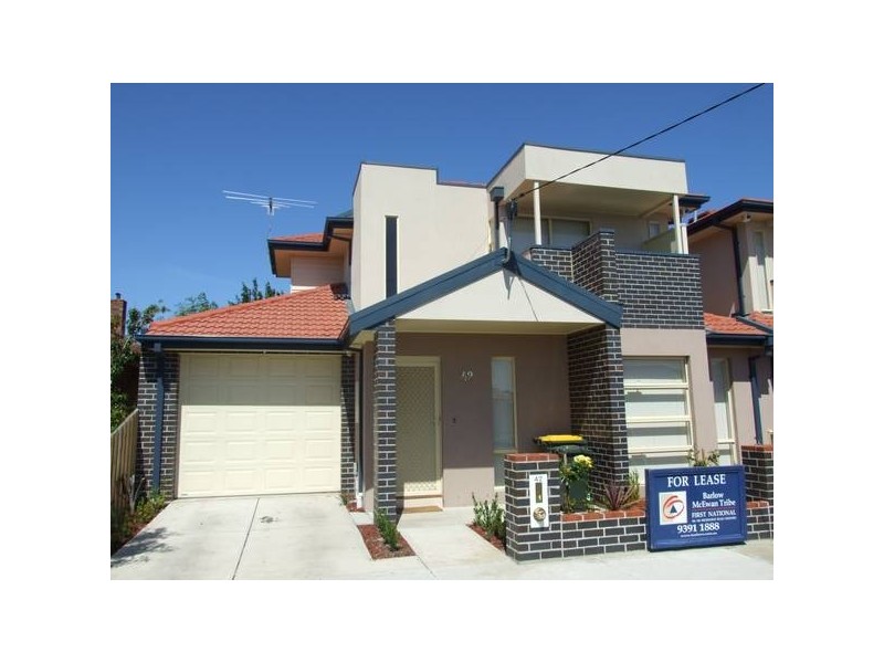 42 Maddox Road, Newport VIC 3015