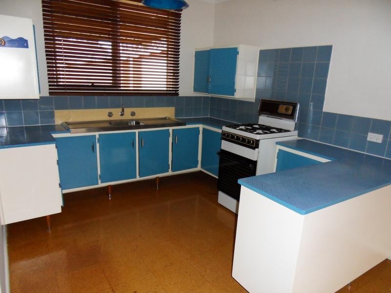 91 Seventh Avenue, Altona North VIC 3025