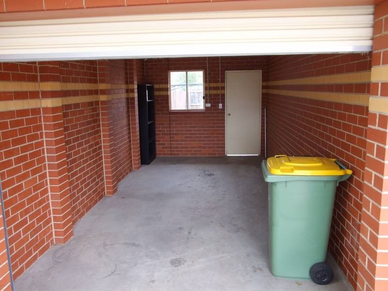 1/27 Hampton Parade, West Footscray VIC 3012