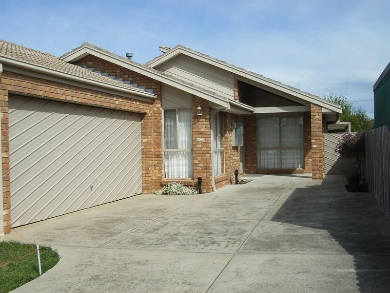 15 Whitehead Court, Altona Meadows VIC 3028