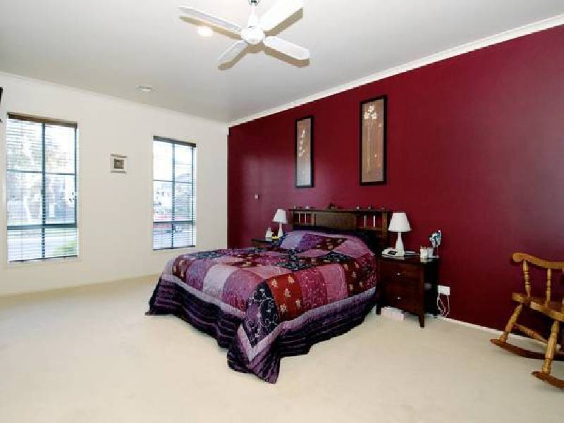 Lakeside Drive, Sanctuary Lakes VIC 3030