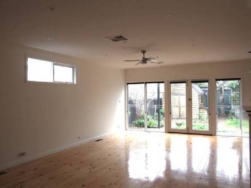 Hobson Street, Newport VIC 3015