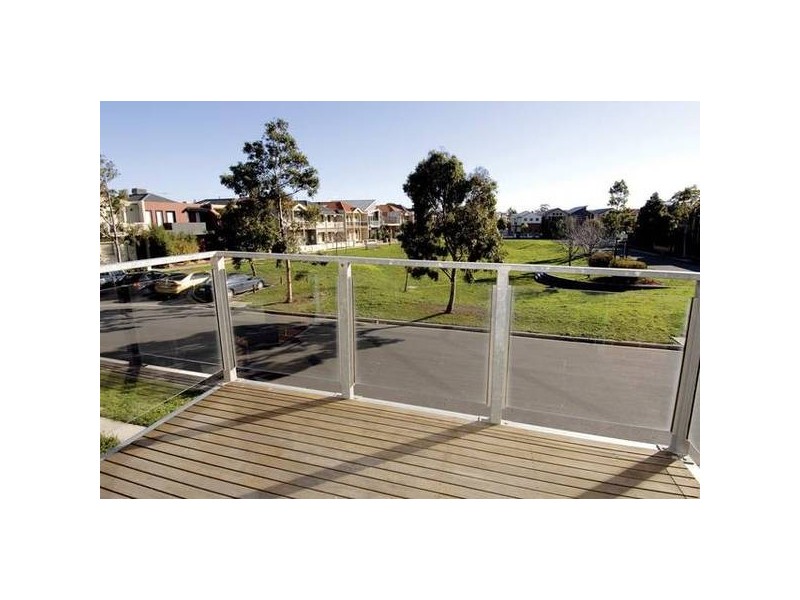 James Deane Place, Newport VIC 3015