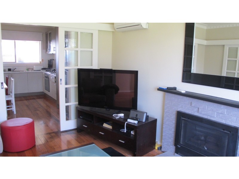 25 Ronald Avenue, Altona North VIC 3025