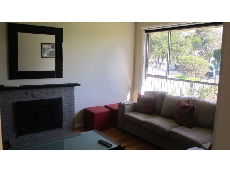 25 Ronald Avenue, Altona North VIC 3025