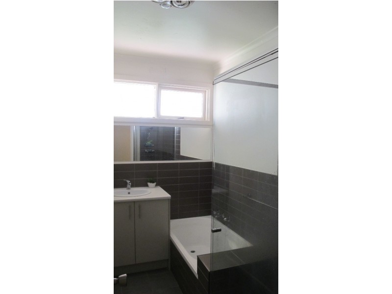 25 Ronald Avenue, Altona North VIC 3025