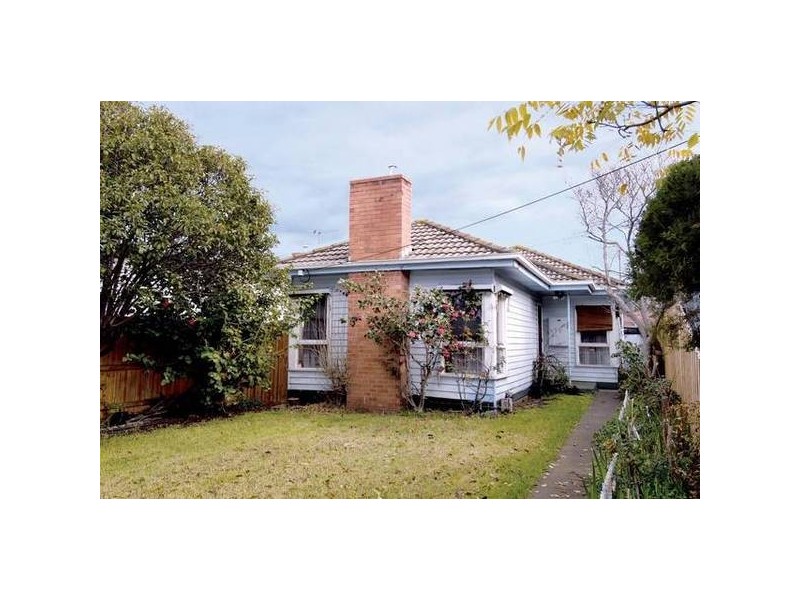 Elizabeth Street, Newport VIC 3015