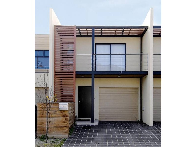 Mason Street, Newport VIC 3015