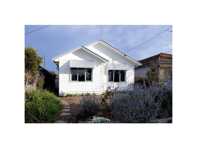 7 Hobson Street, Newport VIC 3015
