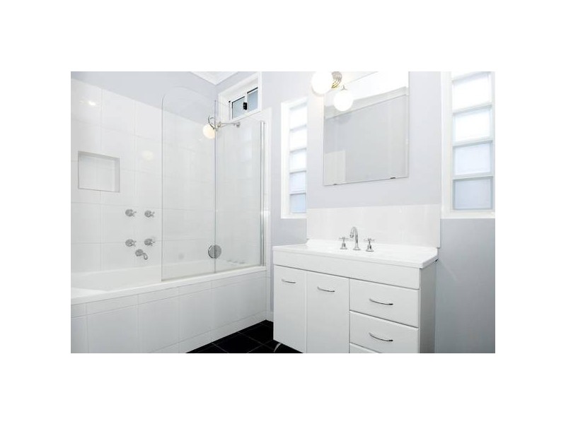 7 Hobson Street, Newport VIC 3015