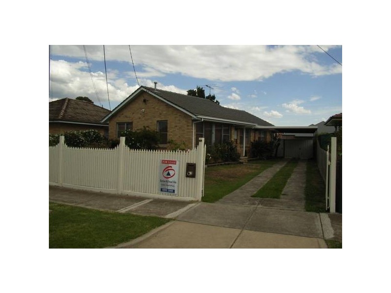 13 Bradley Street, Newport VIC 3015