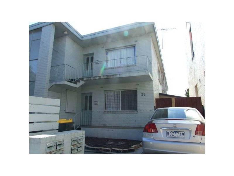 2/26 Newcastle Street, Newport VIC 3015