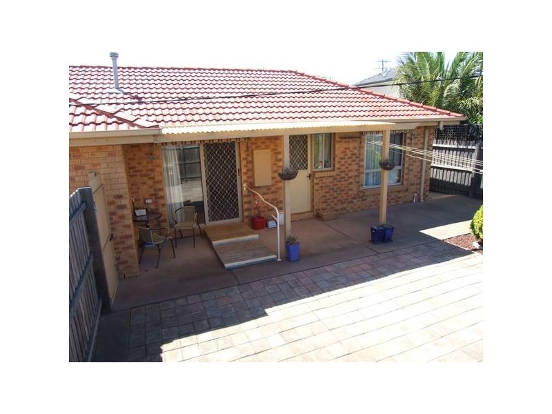 2A Begonia Aveunue, Altona North VIC 3025