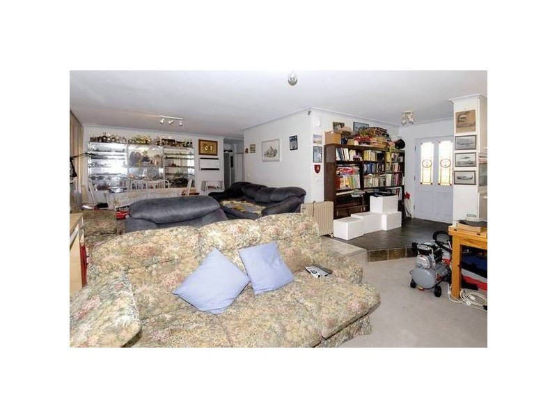 6 Revo Street, Newport VIC 3015