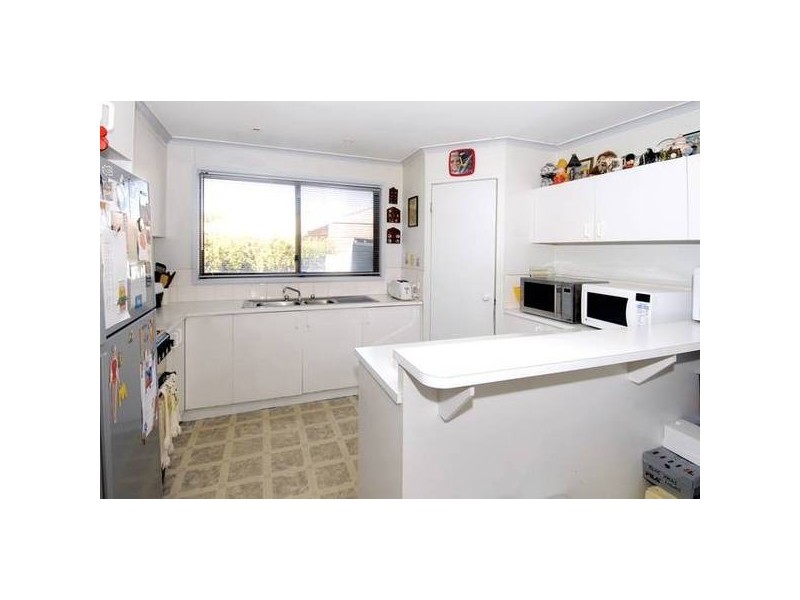 6 Revo Street, Newport VIC 3015