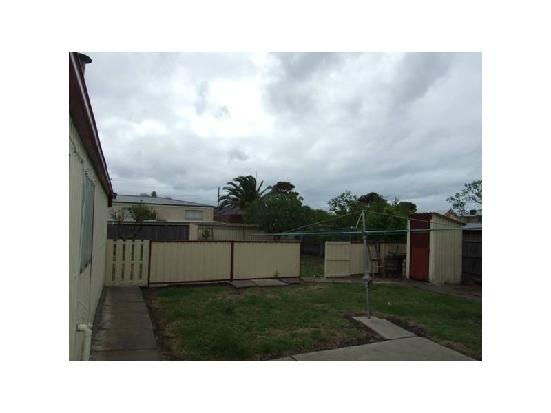 50 Blenheim Road, Newport VIC 3015
