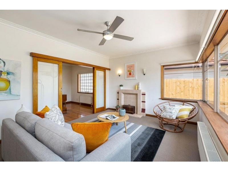 39 Corrigan Avenue, Brooklyn VIC 3012