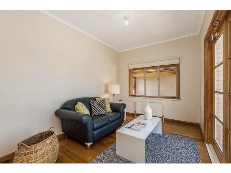 39 Corrigan Avenue, Brooklyn VIC 3012