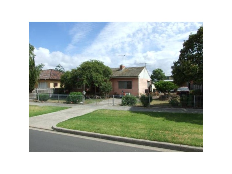 176 Woods Street, Newport VIC 3015