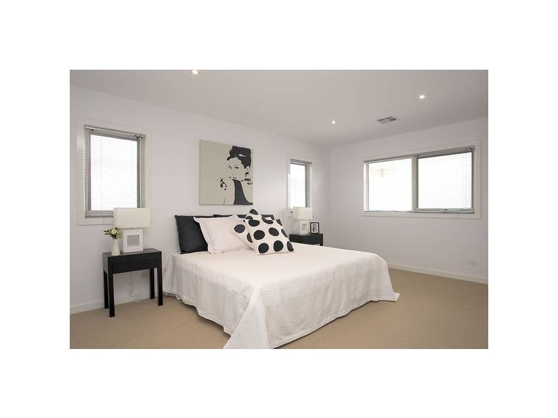 1/51 Bunbury Street, Newport VIC 3015