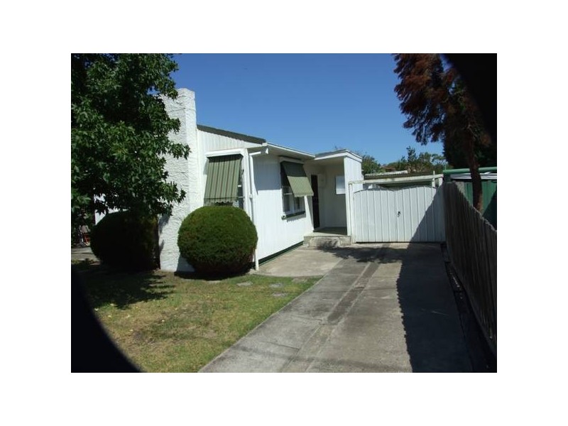 141 Blackshaws Road, Newport VIC 3015