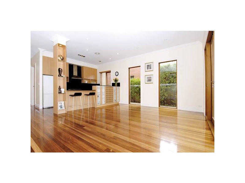 13 Oberon Way, Newport VIC 3015