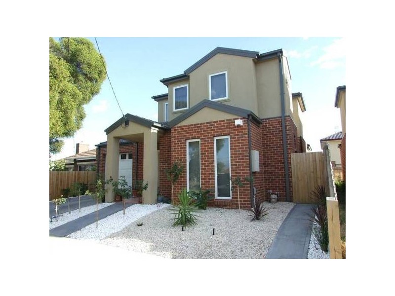 2A Clematis Avenue, Altona North VIC 3025