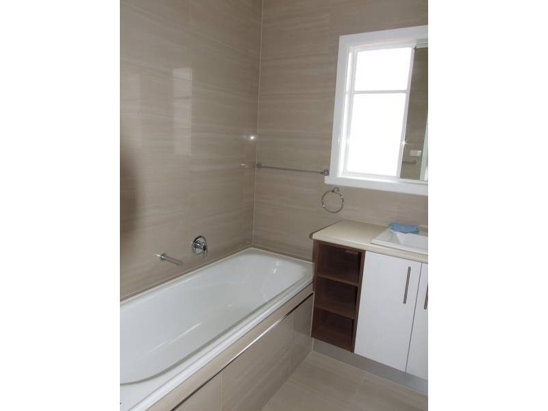 4 Estelle Court, Altona North VIC 3025