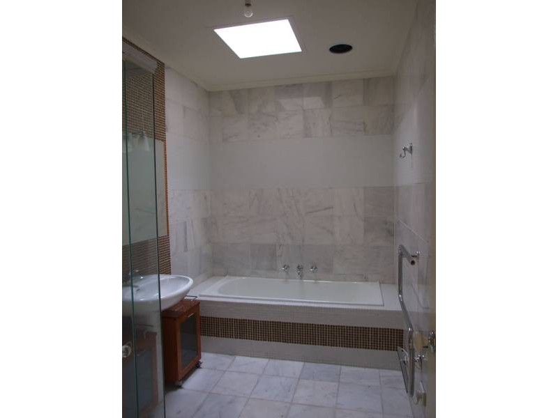 75 John Liston Drive, Newport VIC 3015