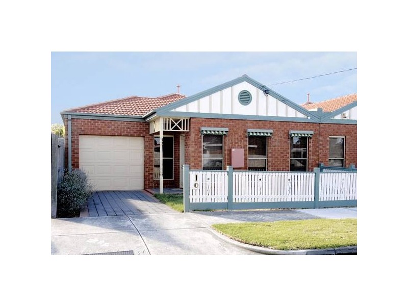 17 Ferguson Street, Spotswood VIC 3015