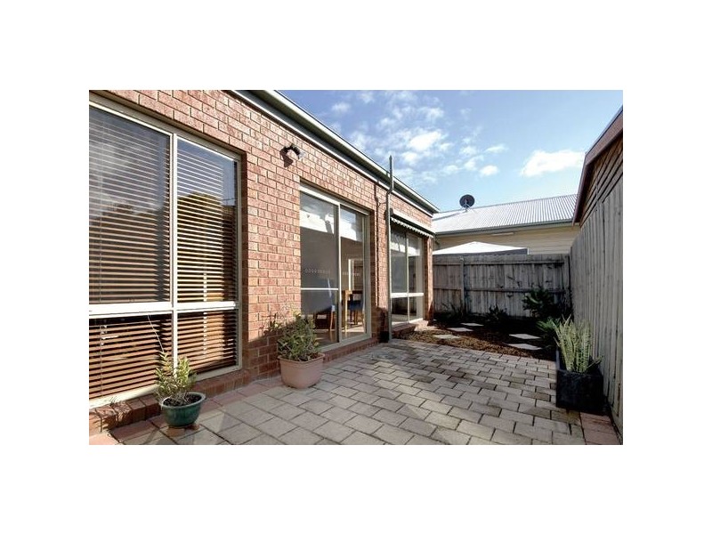 17 Ferguson Street, Spotswood VIC 3015