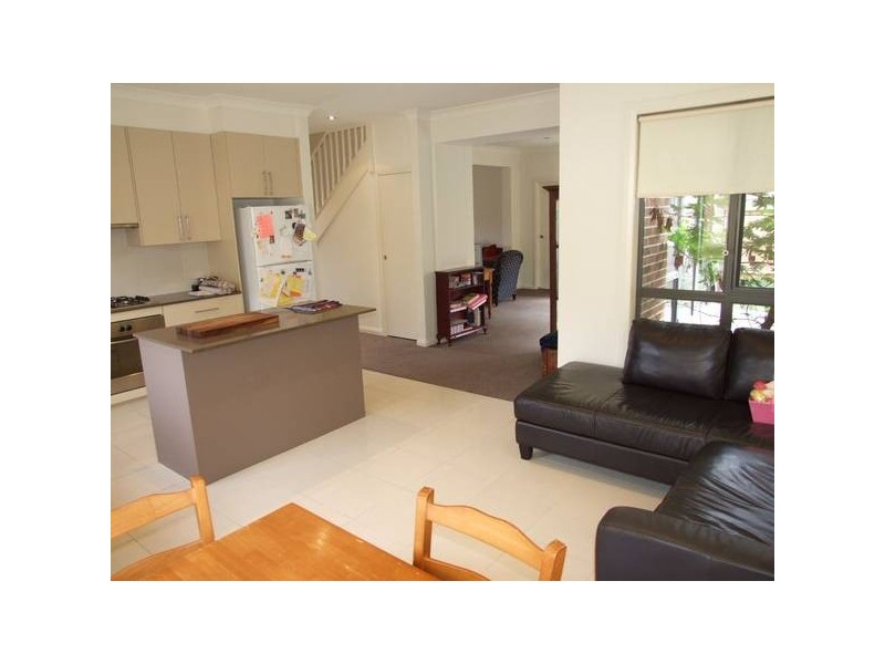 1/56 Blenheim Road, Newport VIC 3015