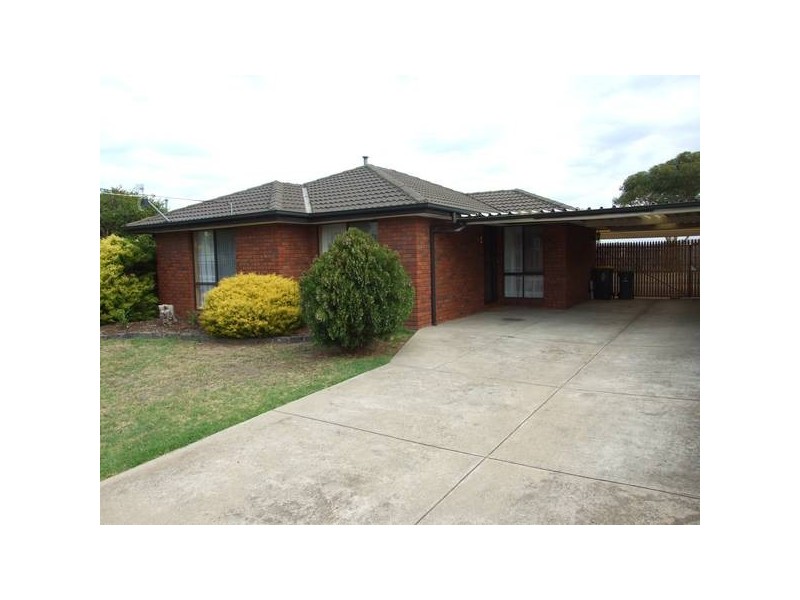 75 Sommers Drive, Altona Meadows VIC 3028