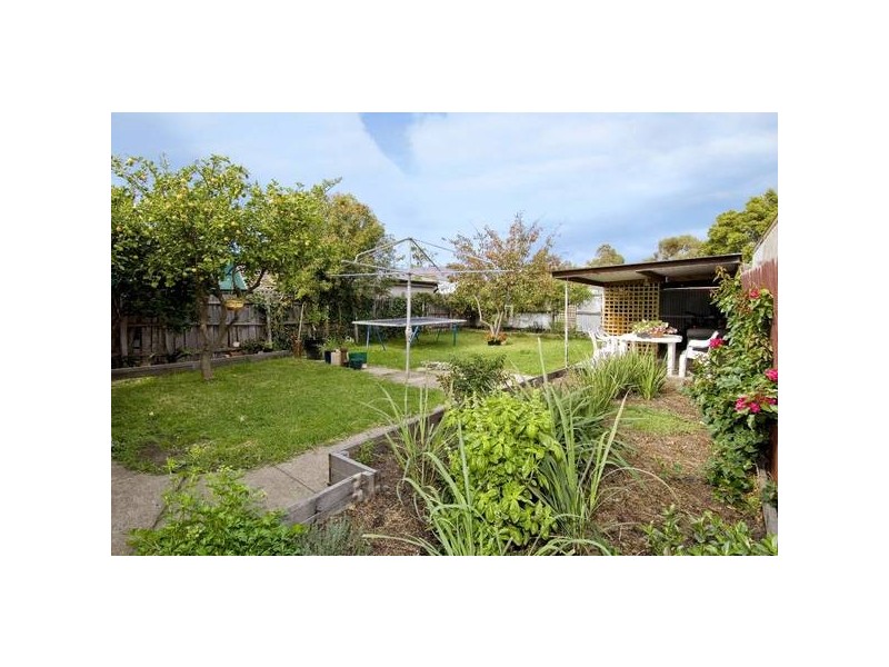 127 Blackshaws Road, Newport VIC 3015