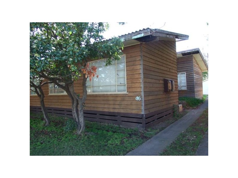 46 Conifer Avenue, Brooklyn VIC 3012