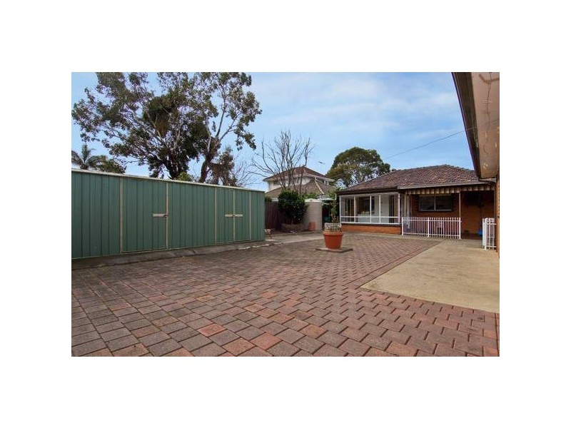 51 First Avenue, Altona North VIC 3025