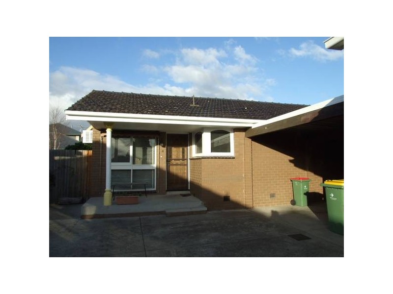 4/13 Bishop Street, Kingsville VIC 3012