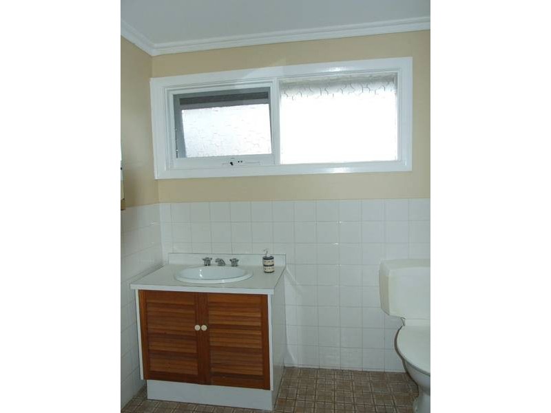 4/13 Bishop Street, Kingsville VIC 3012