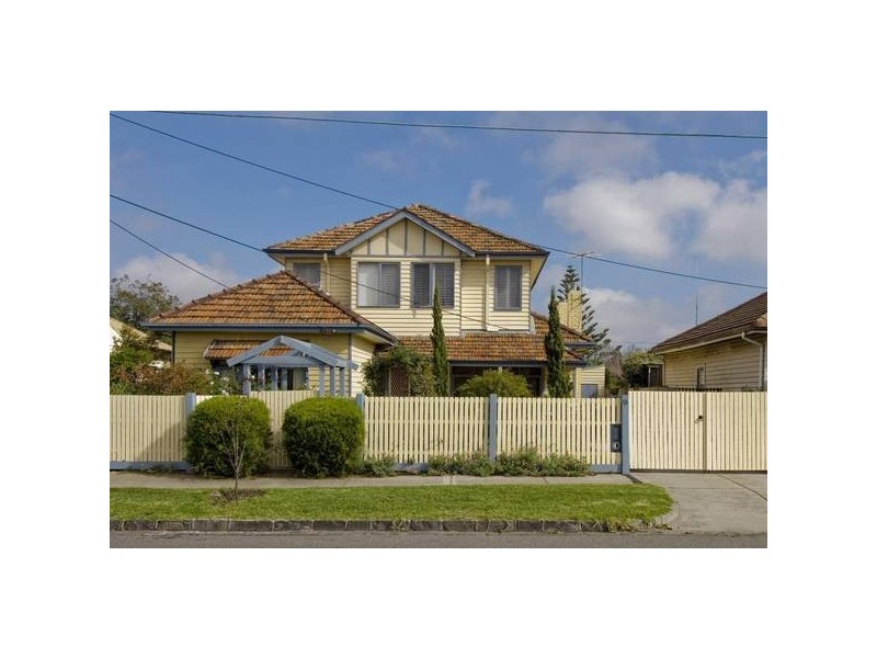9 Revo Street, Newport VIC 3015