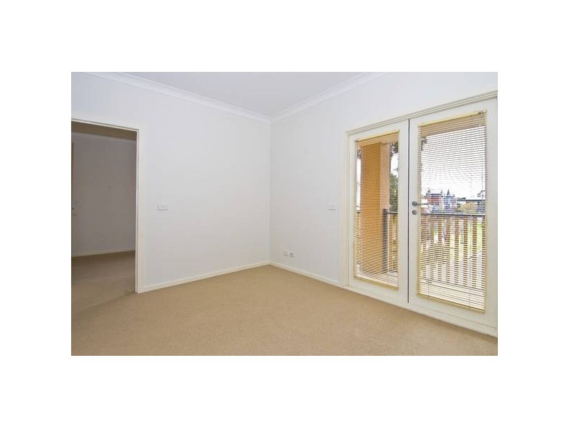 57 John Liston Drive, Newport VIC 3015