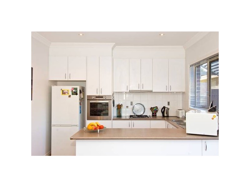 90 Hansen Street, Newport VIC 3015